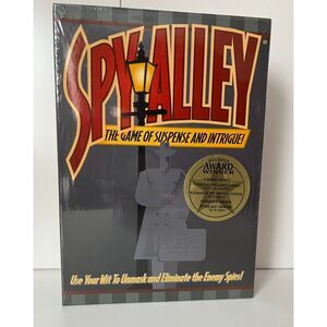 Sealed/NWOT Spy Alley board game